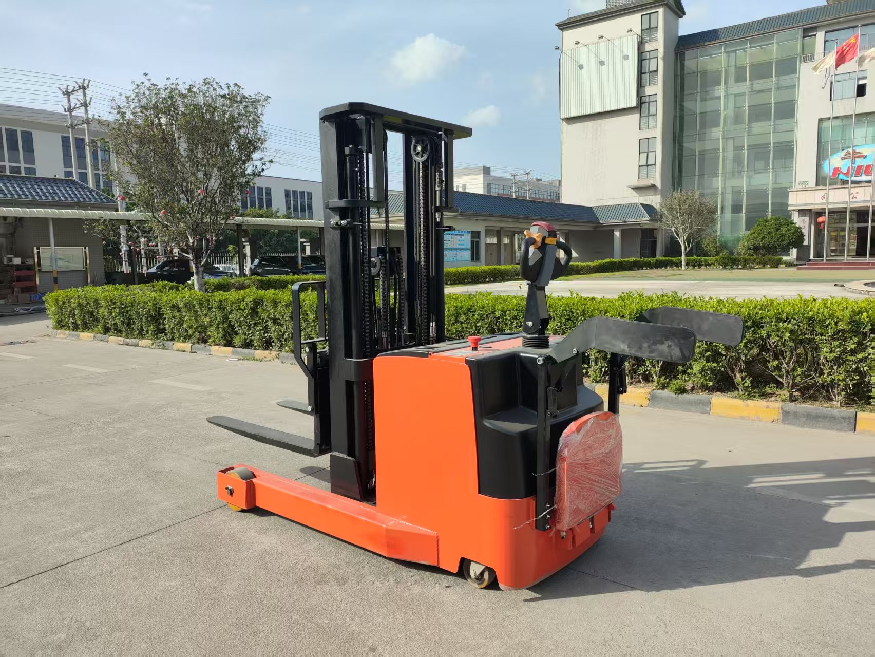 hand operated pallet stacker