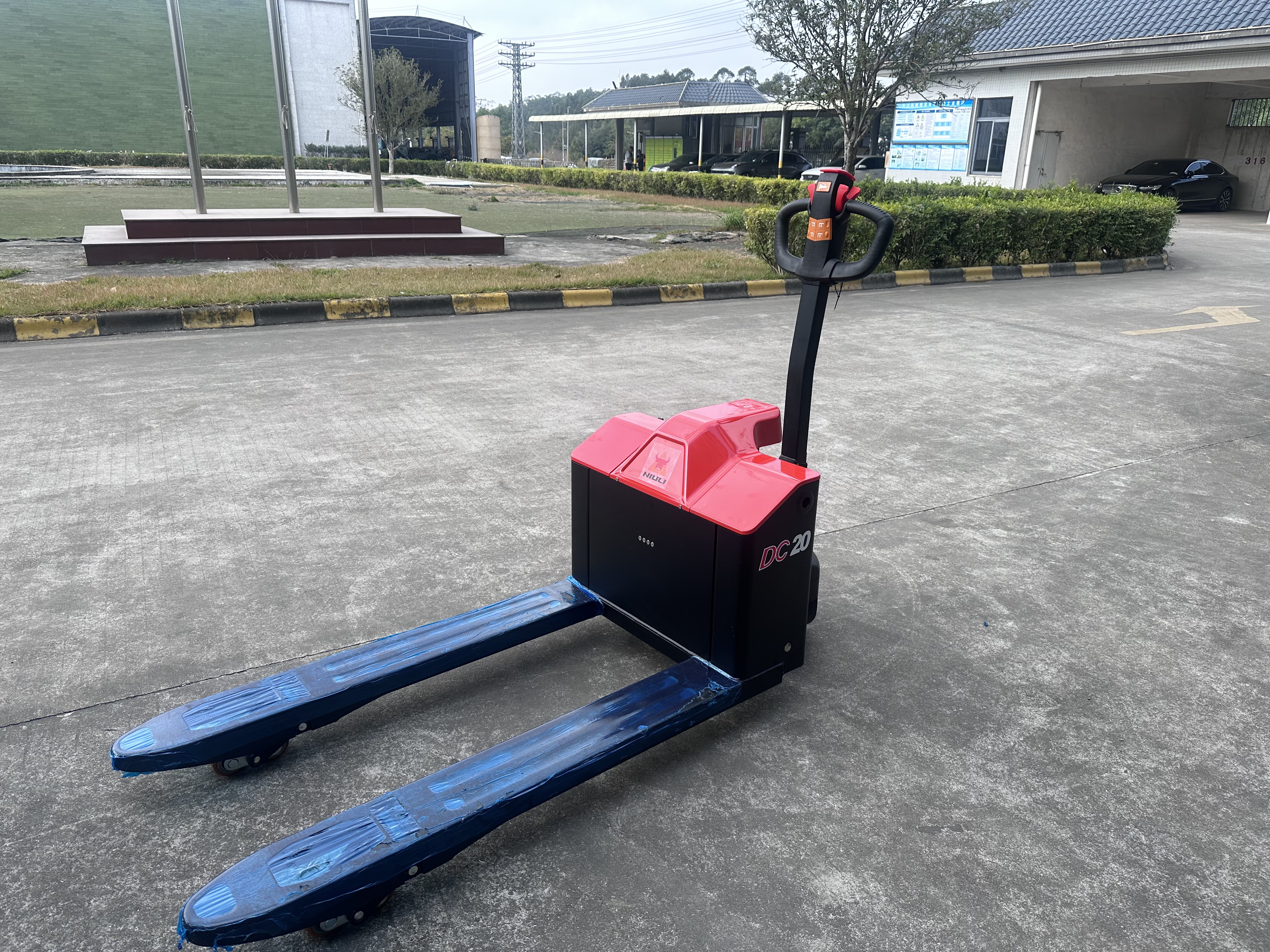 0015ffb2bbcbe9eb3c8c4c3984290798