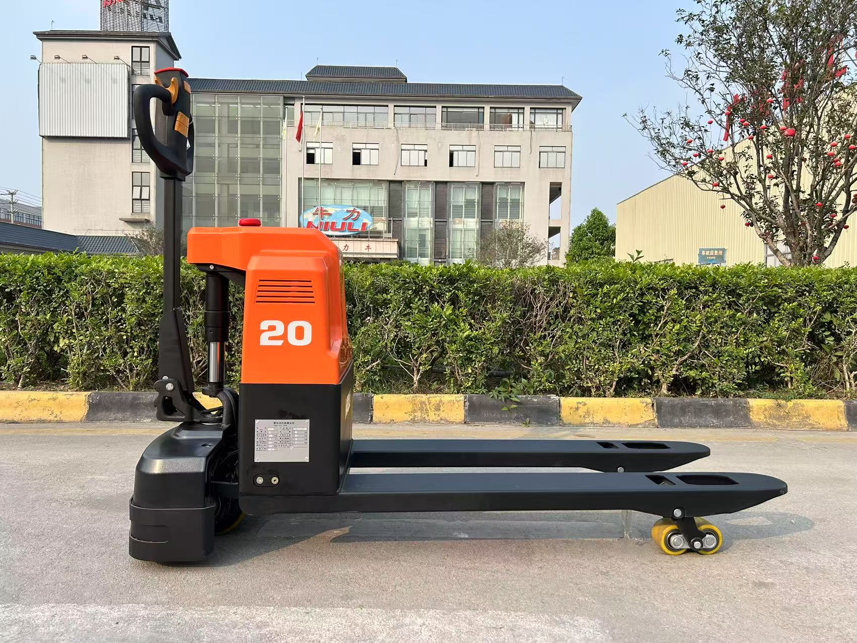 electric pallet truck