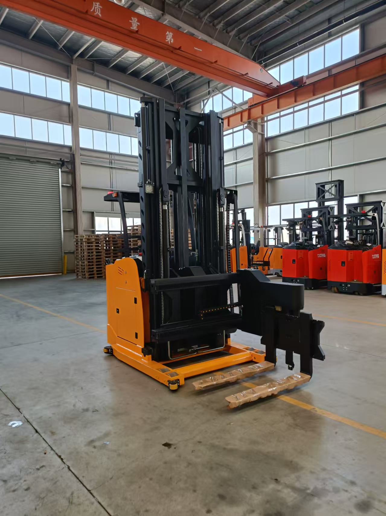 heavy forklift