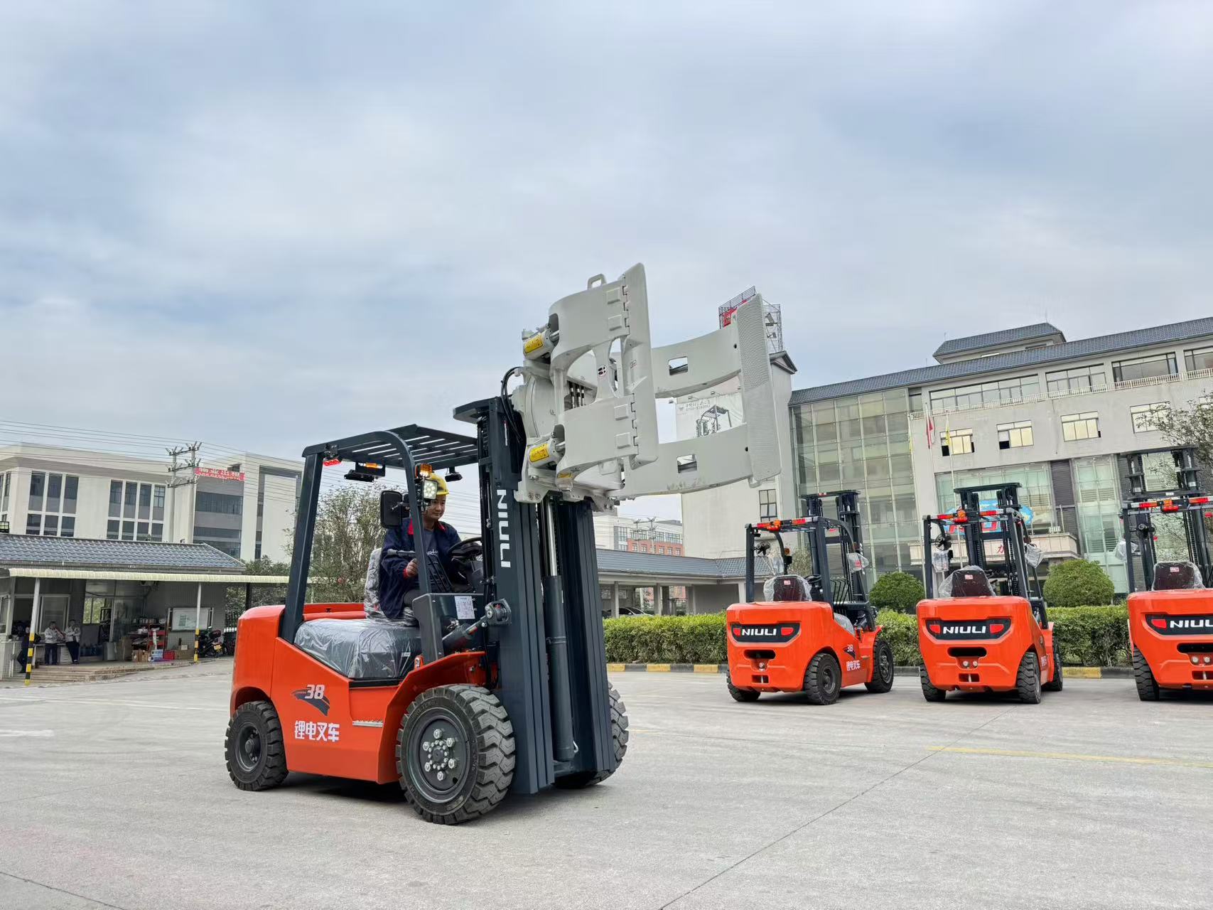 Boost Warehouse Productivity with the Right Special Purpose Forklift
