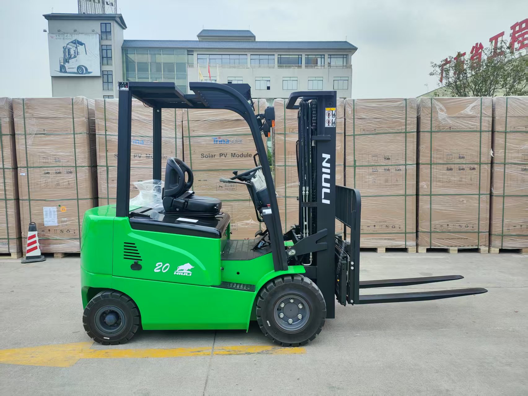 How Technology Is Transforming the Forklift Industry？